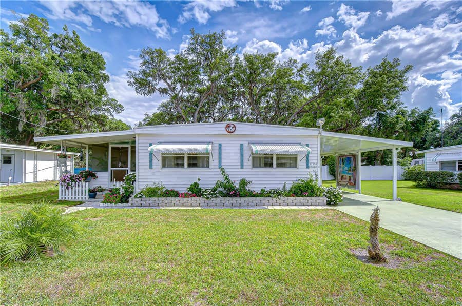 Property photo for 37248 KINKAID DRIVE, Zephyrhills, FL