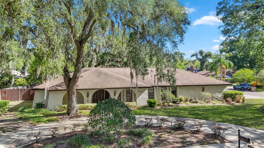Property photo for 1116 N RIVERHILLS DRIVE, Temple Terrace, FL