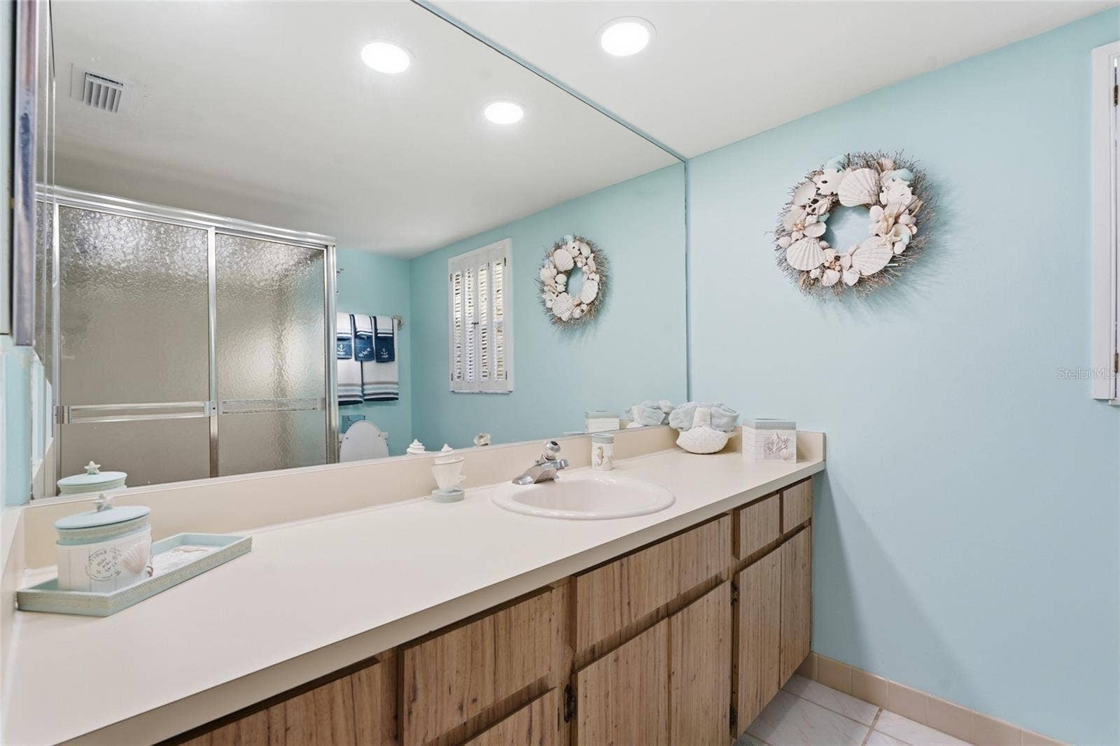 11650 CAPRI CIRCLE S, #204, Treasure Island, FL 33706 11650 CAPRI CIRCLE S, #204, Treasure Island, FL 33706