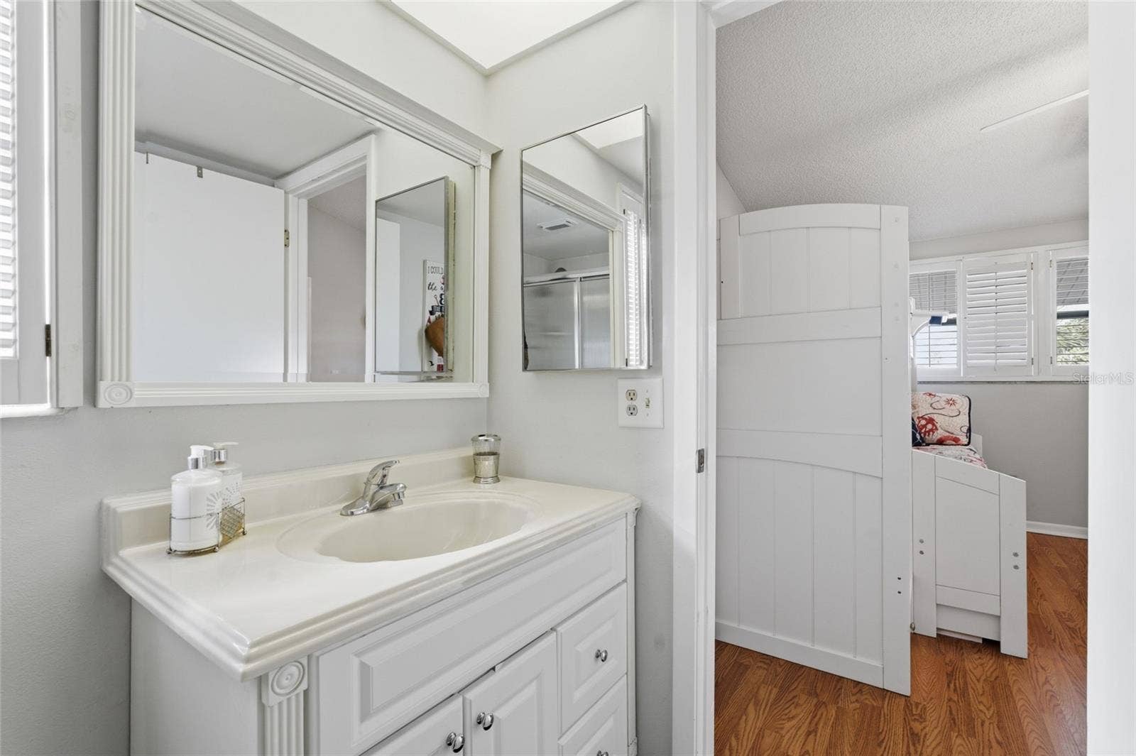 11650 CAPRI CIRCLE S, #204, Treasure Island, FL 33706 11650 CAPRI CIRCLE S, #204, Treasure Island, FL 33706