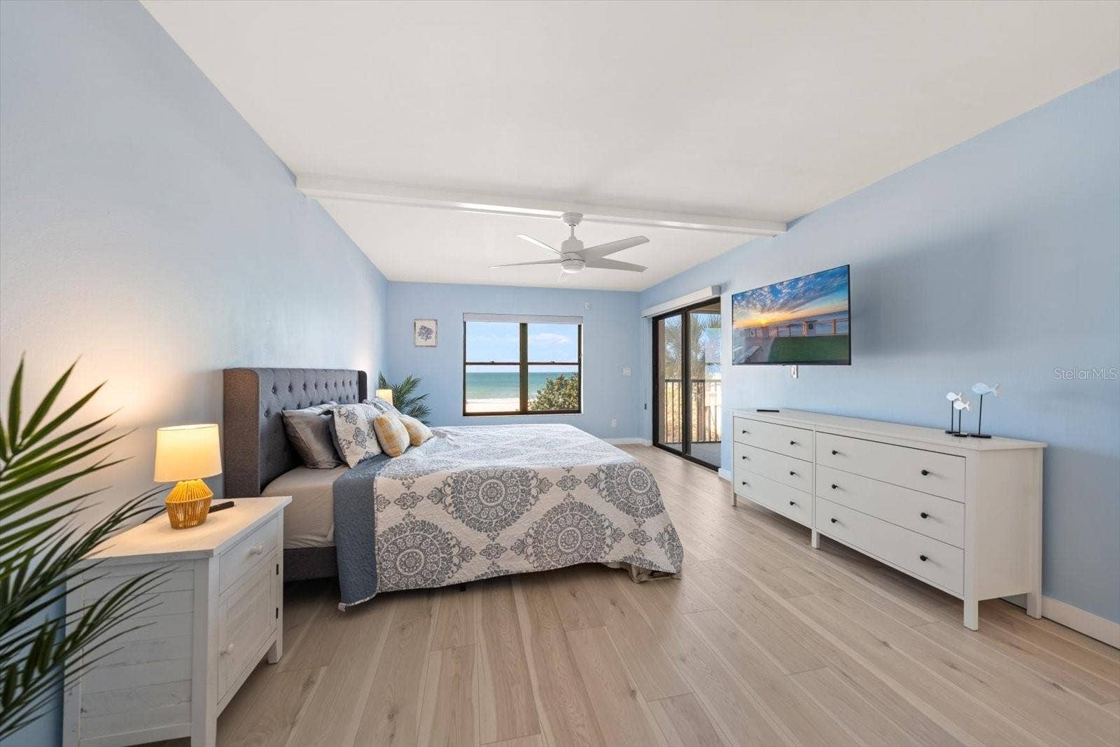 900 GULF BOULEVARD, #204, Indian Rocks Beach, FL 33785 900 GULF BOULEVARD, #204, Indian Rocks Beach, FL 33785