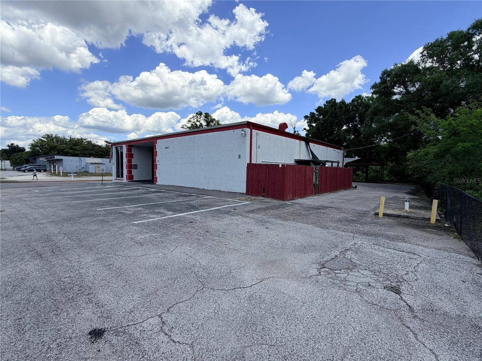 18843 N 41 HWY, Lutz, FL 33549 18843 N 41 HWY, Lutz, FL 33549