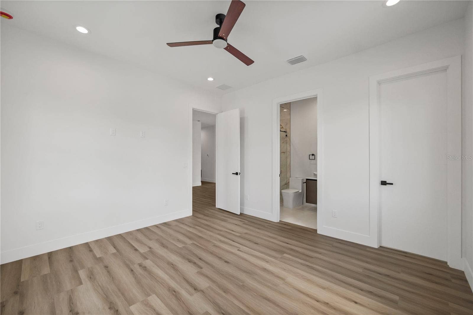 2308 1/2 N ELCOE DRIVE, Tampa, FL 33603 2308 1/2 N ELCOE DRIVE, Tampa, FL 33603