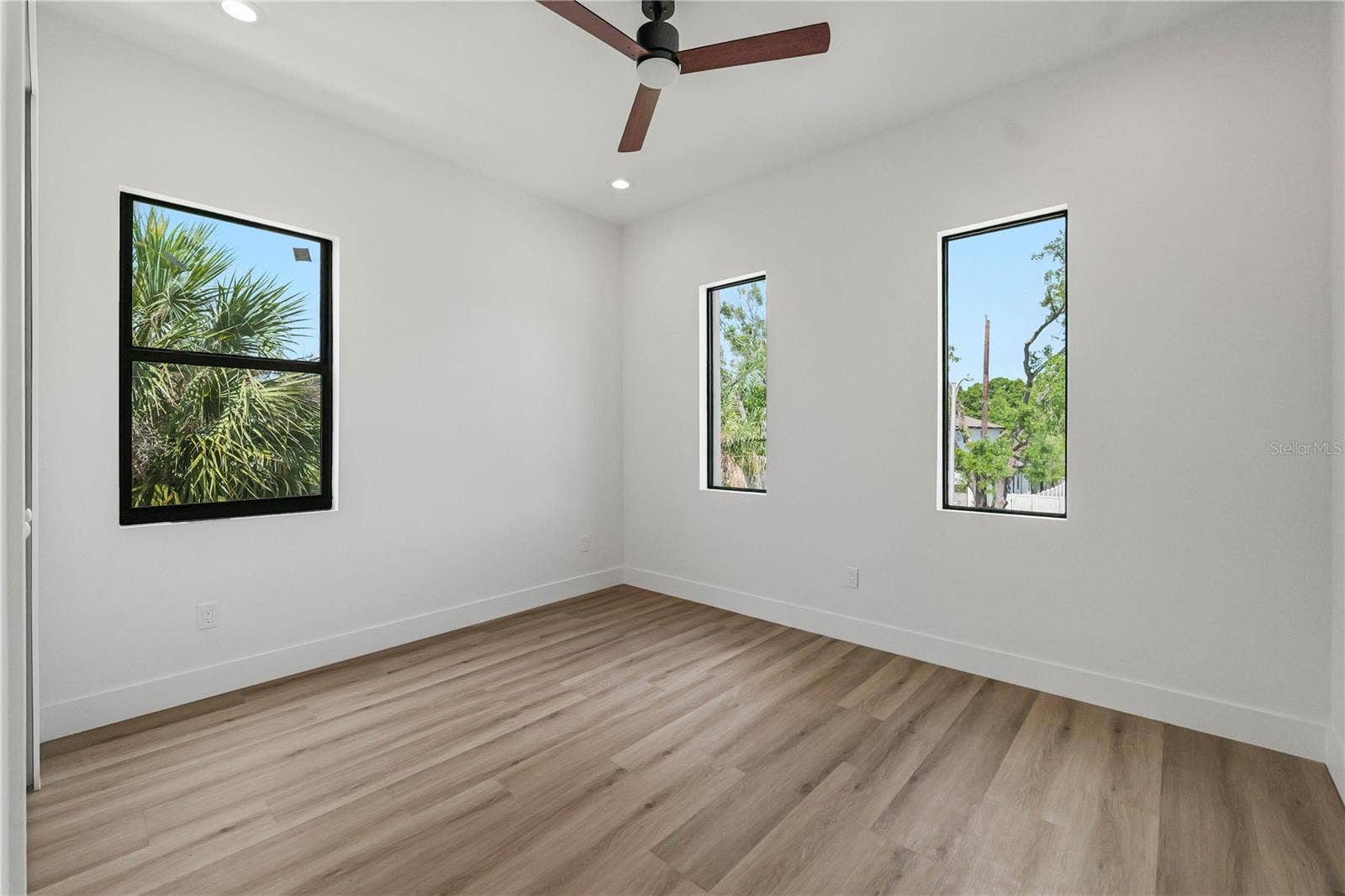 2308 1/2 N ELCOE DRIVE, Tampa, FL 33603 2308 1/2 N ELCOE DRIVE, Tampa, FL 33603