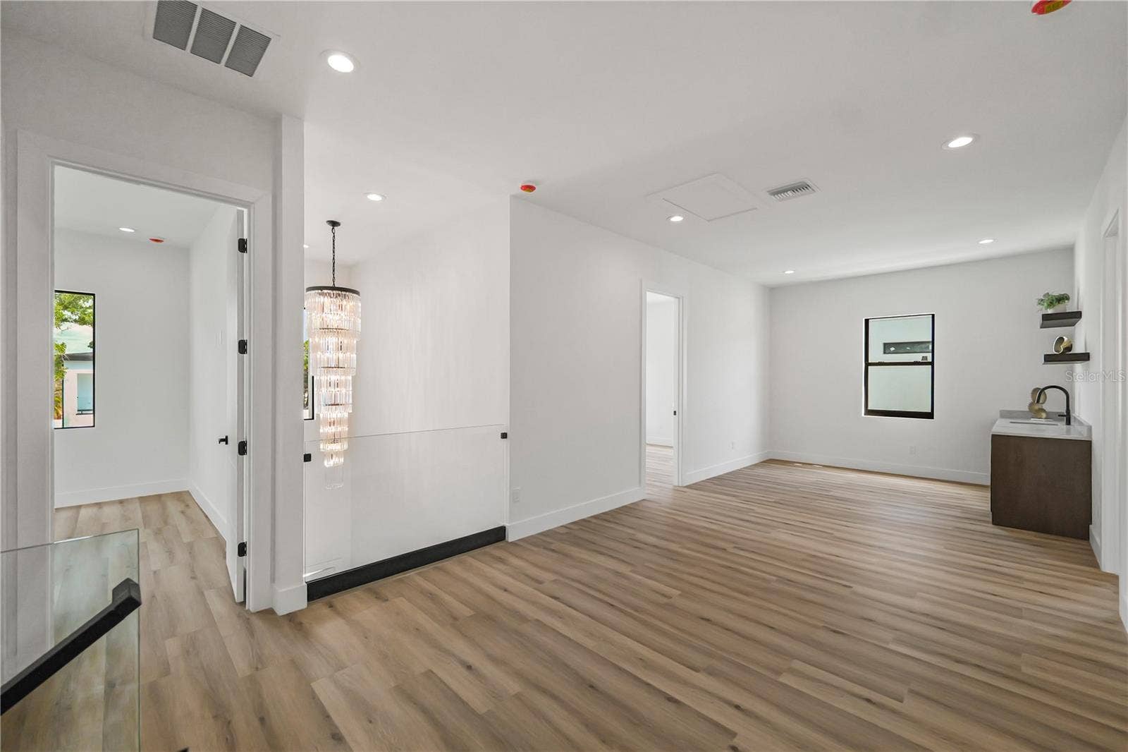 2308 1/2 N ELCOE DRIVE, Tampa, FL 33603 2308 1/2 N ELCOE DRIVE, Tampa, FL 33603