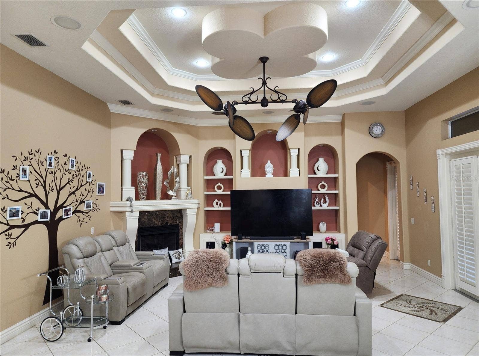 2656 WYNDSOR OAKS WAY, Winter Haven, FL 33884 2656 WYNDSOR OAKS WAY, Winter Haven, FL 33884