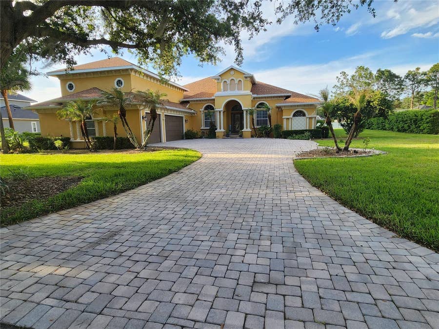 Property photo for 2656 WYNDSOR OAKS WAY, Winter Haven, FL