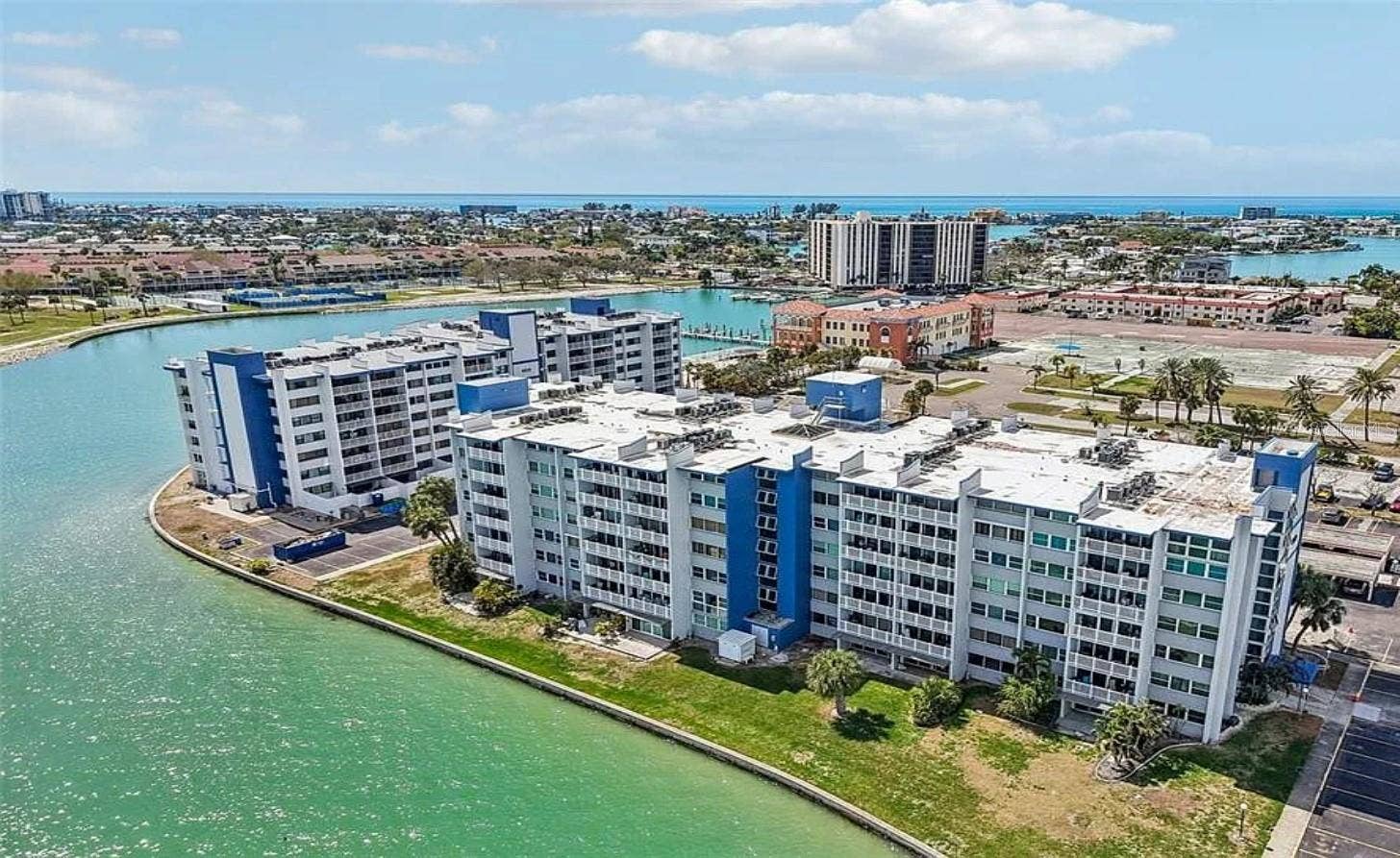 500 TREASURE ISLAND CAUSEWAY, #307, Treasure Island, FL 33706 500 TREASURE ISLAND CAUSEWAY, #307, Treasure Island, FL 33706
