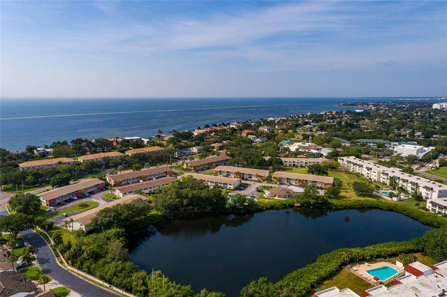 Property photo for 4550 OVERLOOK DRIVE NE, #154, St Petersburg, FL