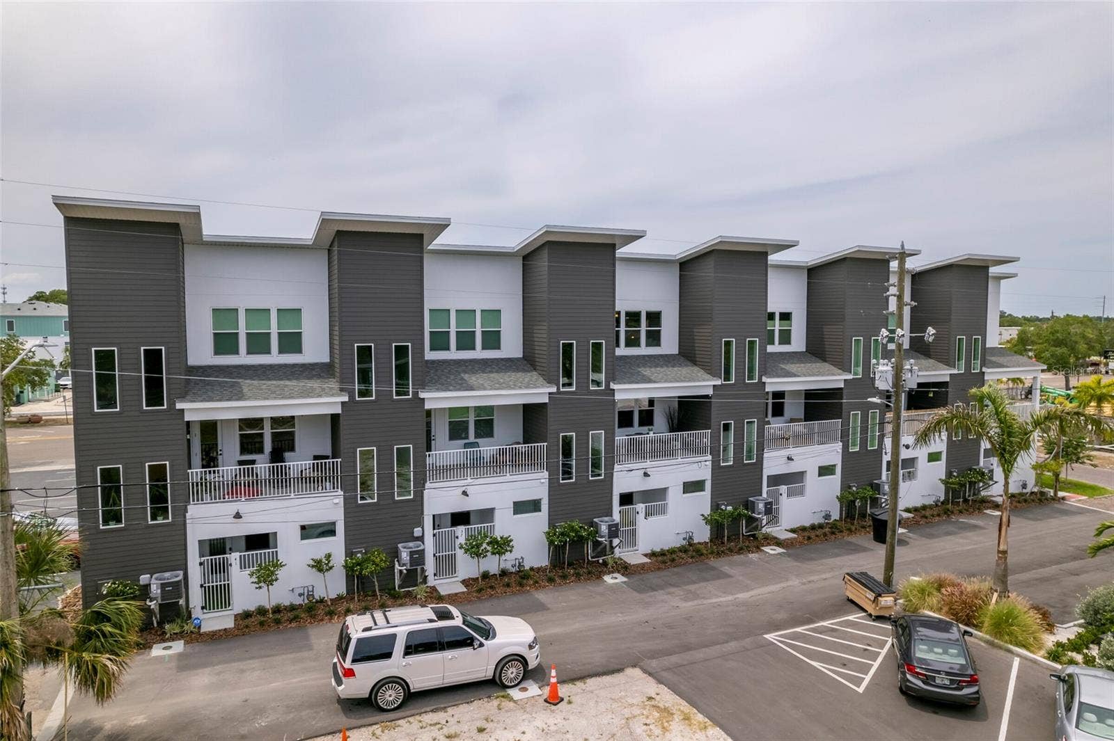 33 29TH STREET N, St Petersburg, FL 33713