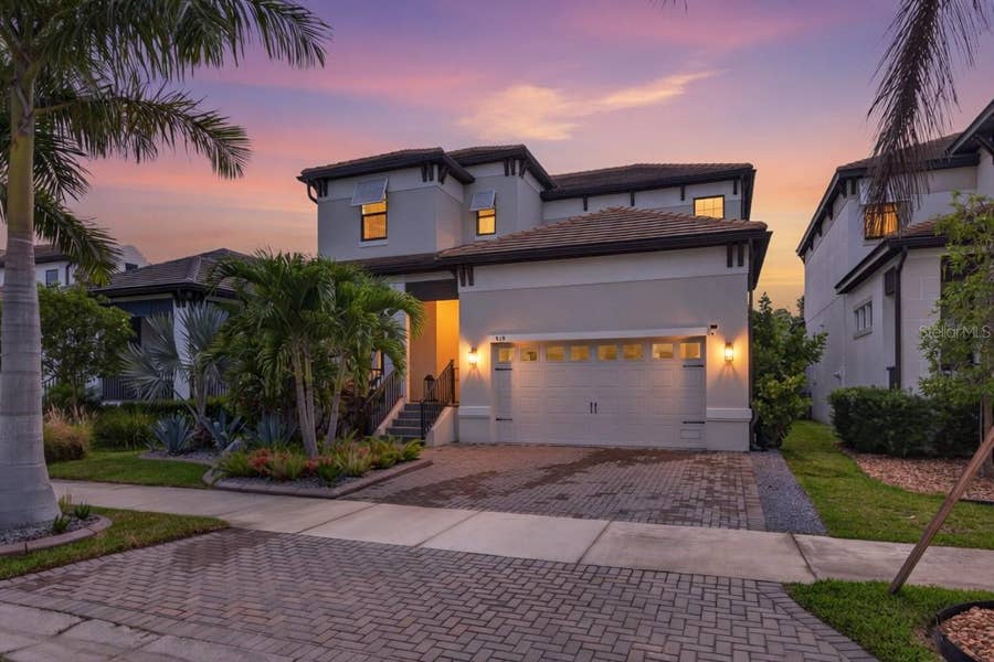 Property photo for 919 SEAGRAPE DRIVE, Ruskin, FL