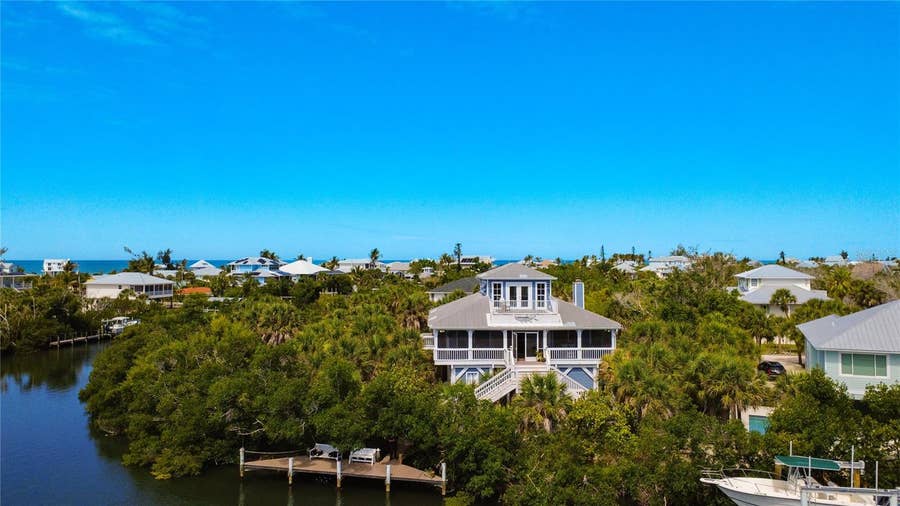 Property photo for 39 BAYSHORE CIRCLE, Placida, FL