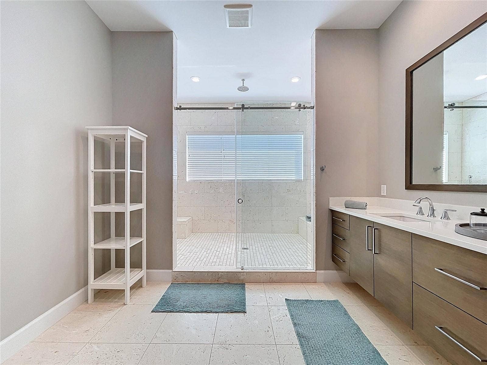 306 BAY PLZ, Treasure Island, FL 33706