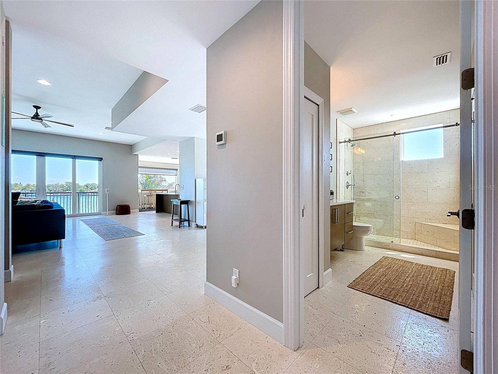 306 BAY PLZ, Treasure Island, FL 33706
