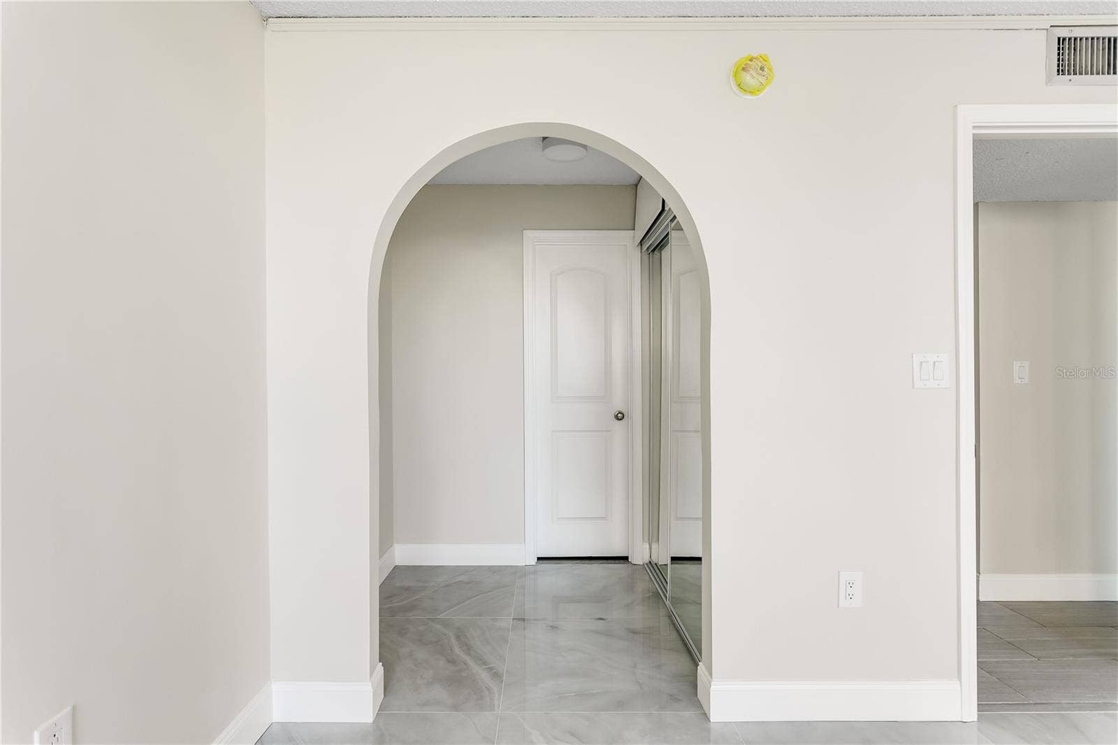 450 TREASURE ISLAND CAUSEWAY, #104, Treasure Island, FL 33706 450 TREASURE ISLAND CAUSEWAY, #104, Treasure Island, FL 33706