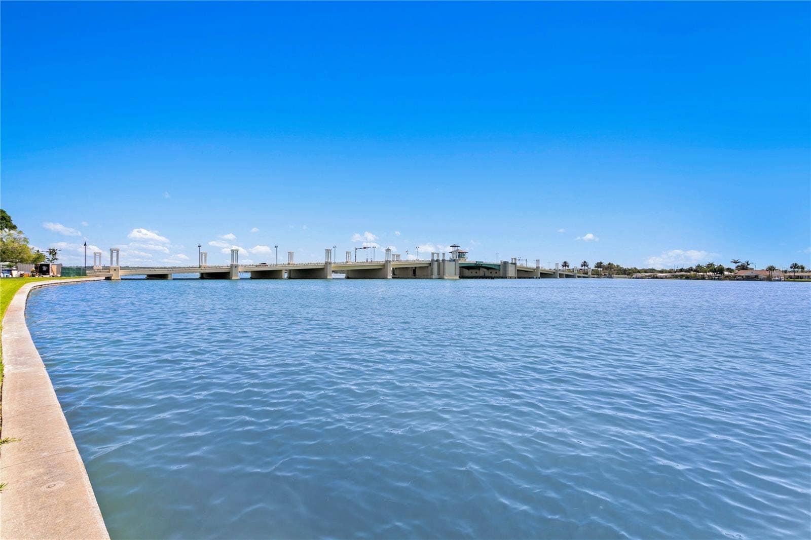 450 TREASURE ISLAND CAUSEWAY, #104, Treasure Island, FL 33706 450 TREASURE ISLAND CAUSEWAY, #104, Treasure Island, FL 33706