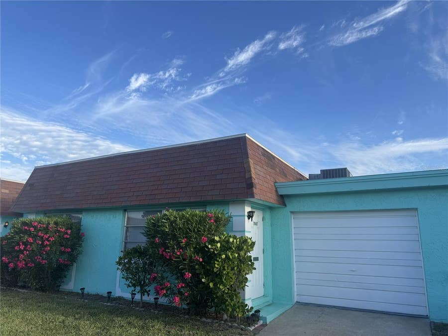 Property photo for 7007 VERSAILLES N, #n/a, Pinellas Park, FL