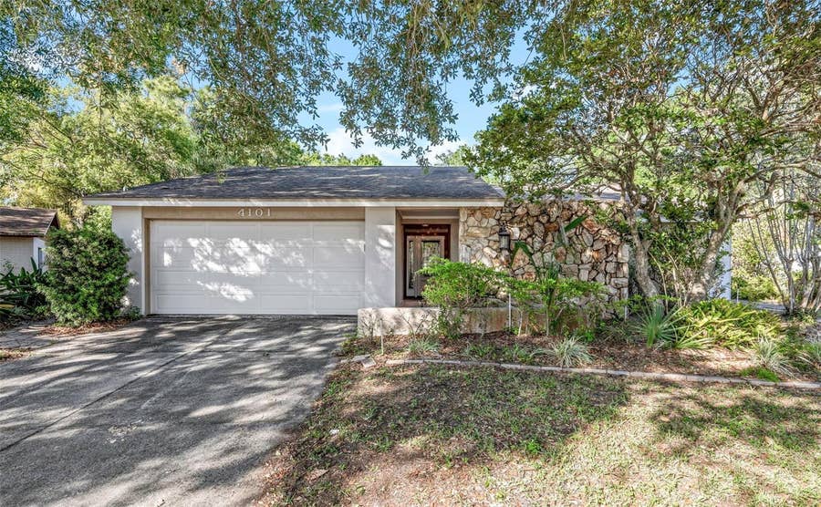 Property photo for 4101 WINDTREE DRIVE, Tampa, FL