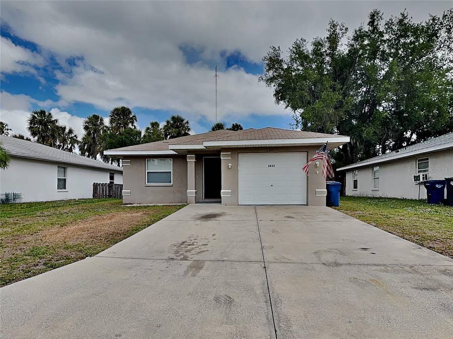 Property photo for Bradenton, FL