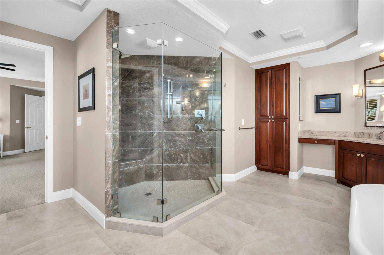555 5TH AVENUE NE, #1122, St Petersburg, FL 33701 555 5TH AVENUE NE, #1122, St Petersburg, FL 33701