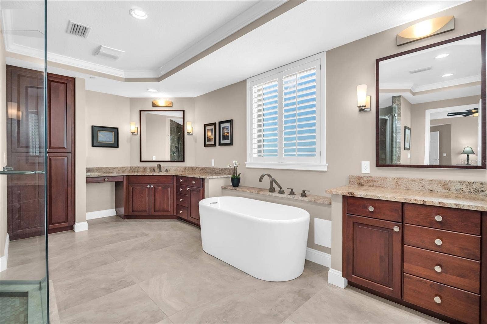 555 5TH AVENUE NE, #1122, St Petersburg, FL 33701 555 5TH AVENUE NE, #1122, St Petersburg, FL 33701