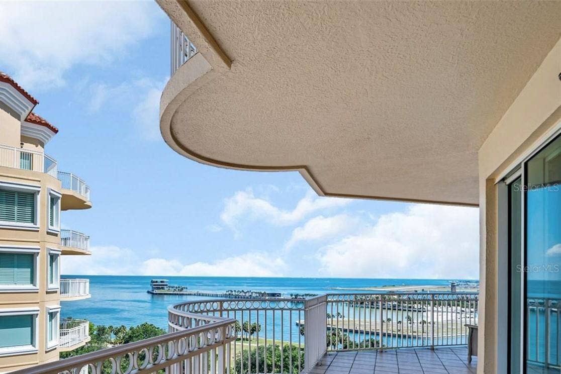 555 5TH AVENUE NE, #1122, St Petersburg, FL 33701 555 5TH AVENUE NE, #1122, St Petersburg, FL 33701