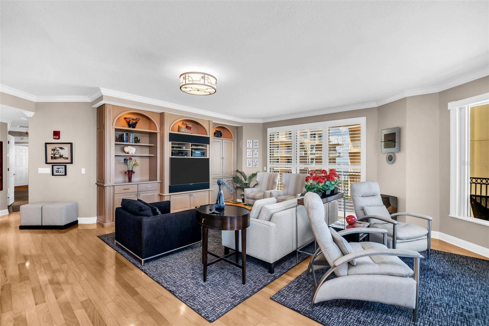 555 5TH AVENUE NE, #1122, St Petersburg, FL 33701 555 5TH AVENUE NE, #1122, St Petersburg, FL 33701
