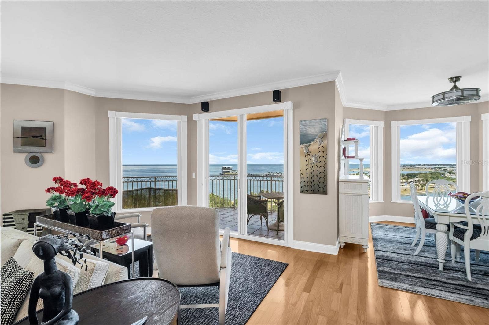 555 5TH AVENUE NE, #1122, St Petersburg, FL 33701 555 5TH AVENUE NE, #1122, St Petersburg, FL 33701