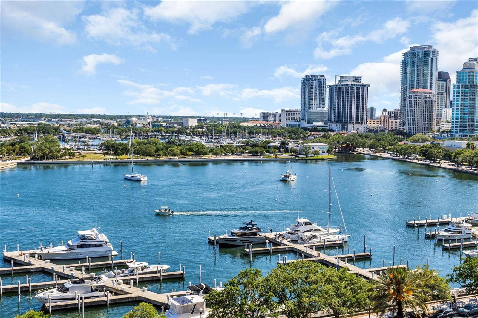 555 5TH AVENUE NE, #1122, St Petersburg, FL 33701 555 5TH AVENUE NE, #1122, St Petersburg, FL 33701
