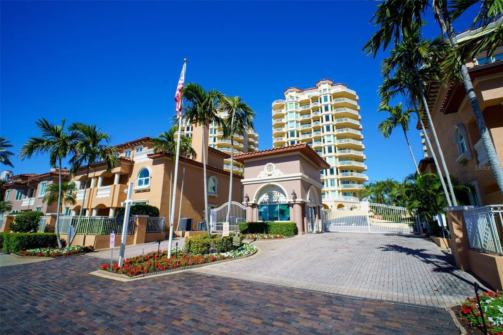 555 5TH AVENUE NE, #1122, St Petersburg, FL 33701 555 5TH AVENUE NE, #1122, St Petersburg, FL 33701