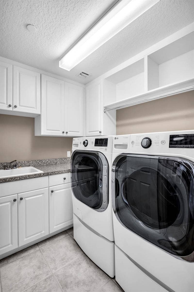 555 5TH AVENUE NE, #1122, St Petersburg, FL 33701 555 5TH AVENUE NE, #1122, St Petersburg, FL 33701