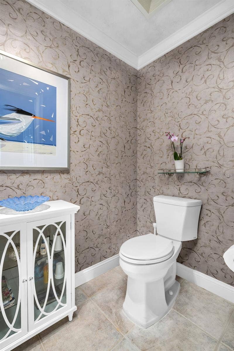 555 5TH AVENUE NE, #1122, St Petersburg, FL 33701 555 5TH AVENUE NE, #1122, St Petersburg, FL 33701