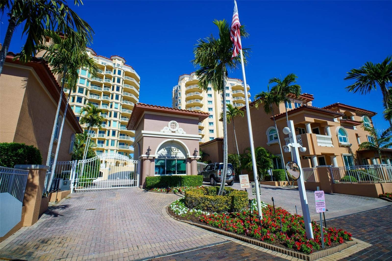555 5TH AVENUE NE, #1122, St Petersburg, FL 33701 555 5TH AVENUE NE, #1122, St Petersburg, FL 33701