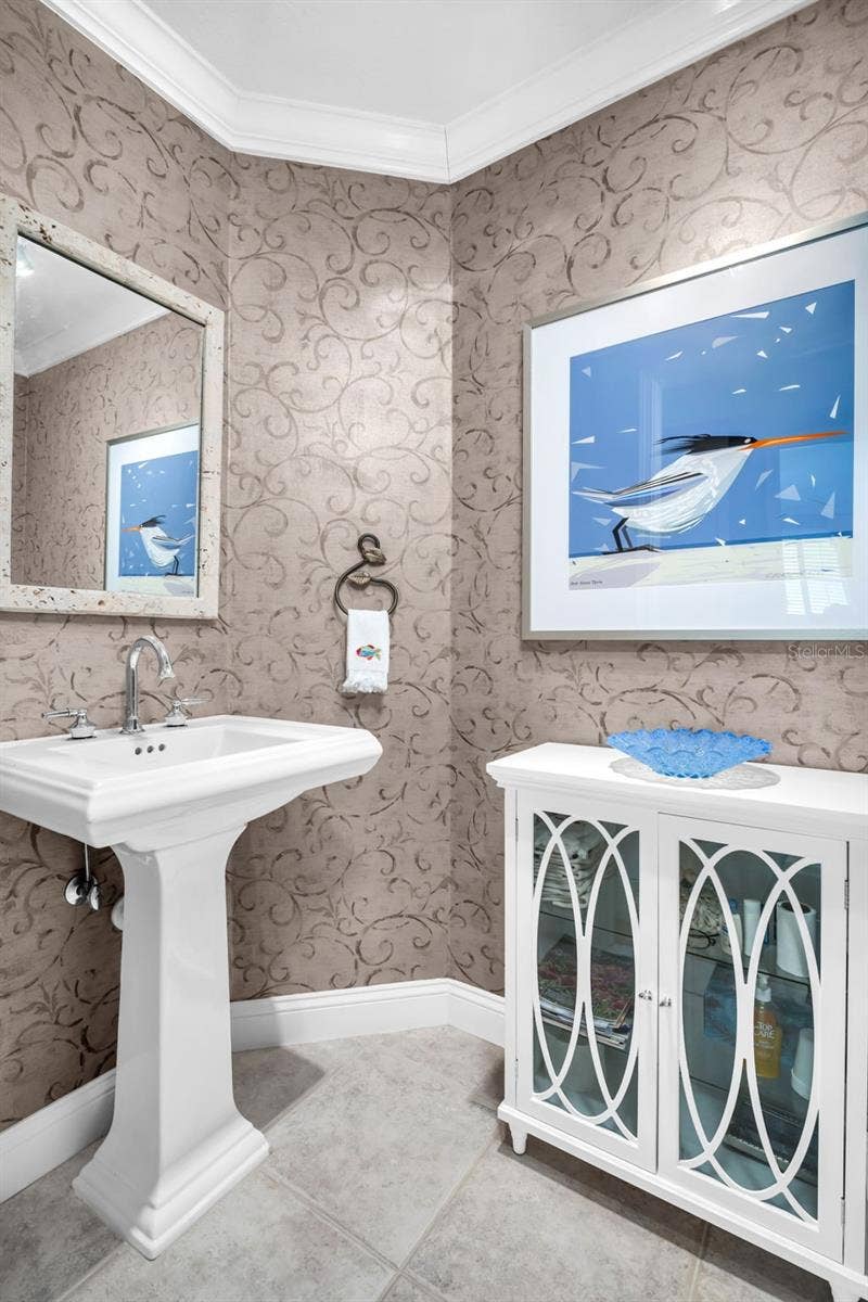 555 5TH AVENUE NE, #1122, St Petersburg, FL 33701 555 5TH AVENUE NE, #1122, St Petersburg, FL 33701