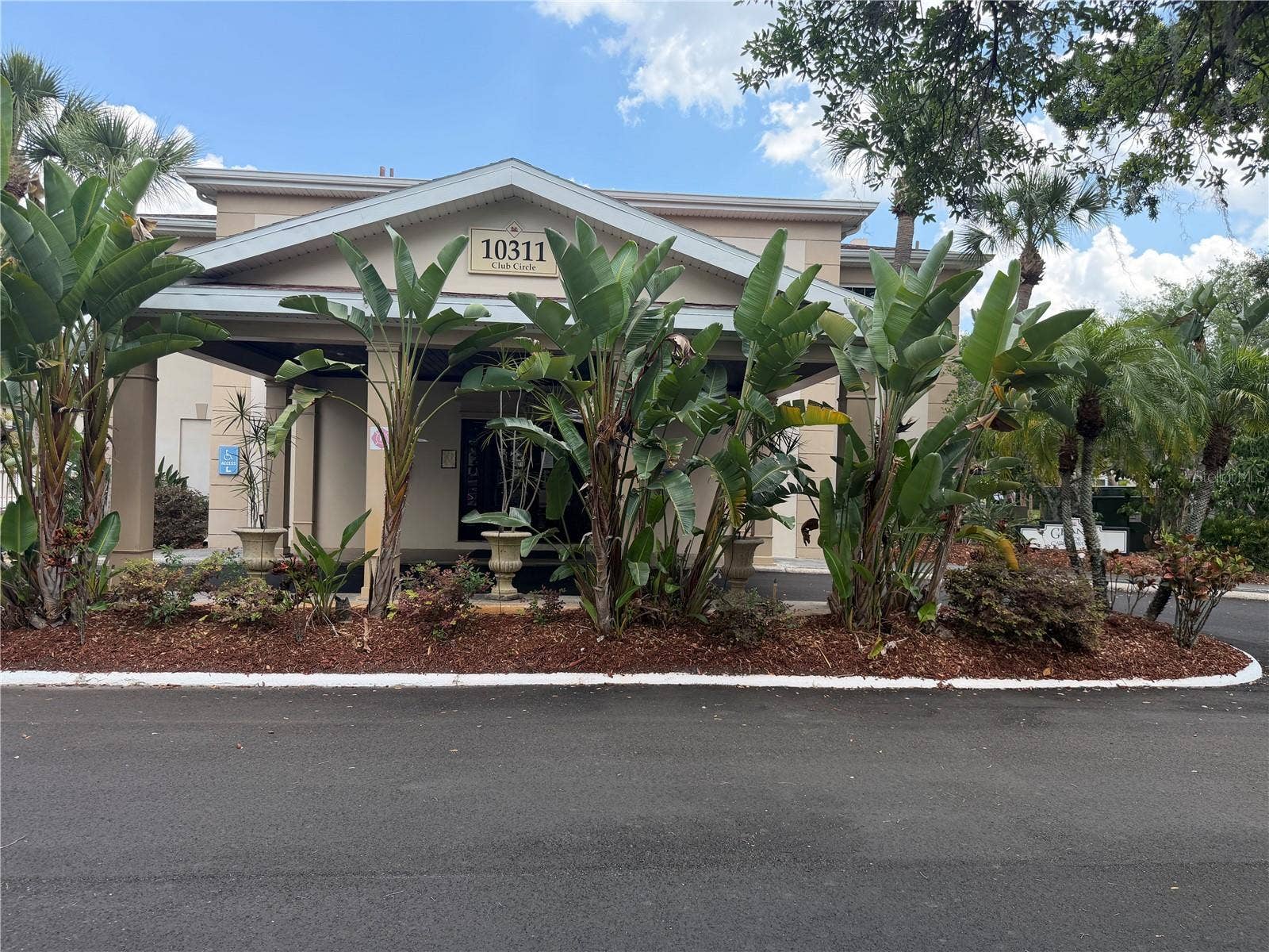 10335 CARROLLWOOD LANE, #116, Tampa, FL 33618 10335 CARROLLWOOD LANE, #116, Tampa, FL 33618