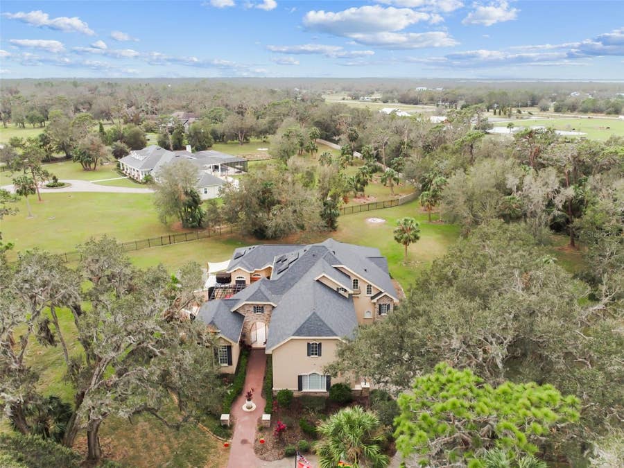 Property photo for 12709 MANNHURST OAK LANE, Lithia, FL