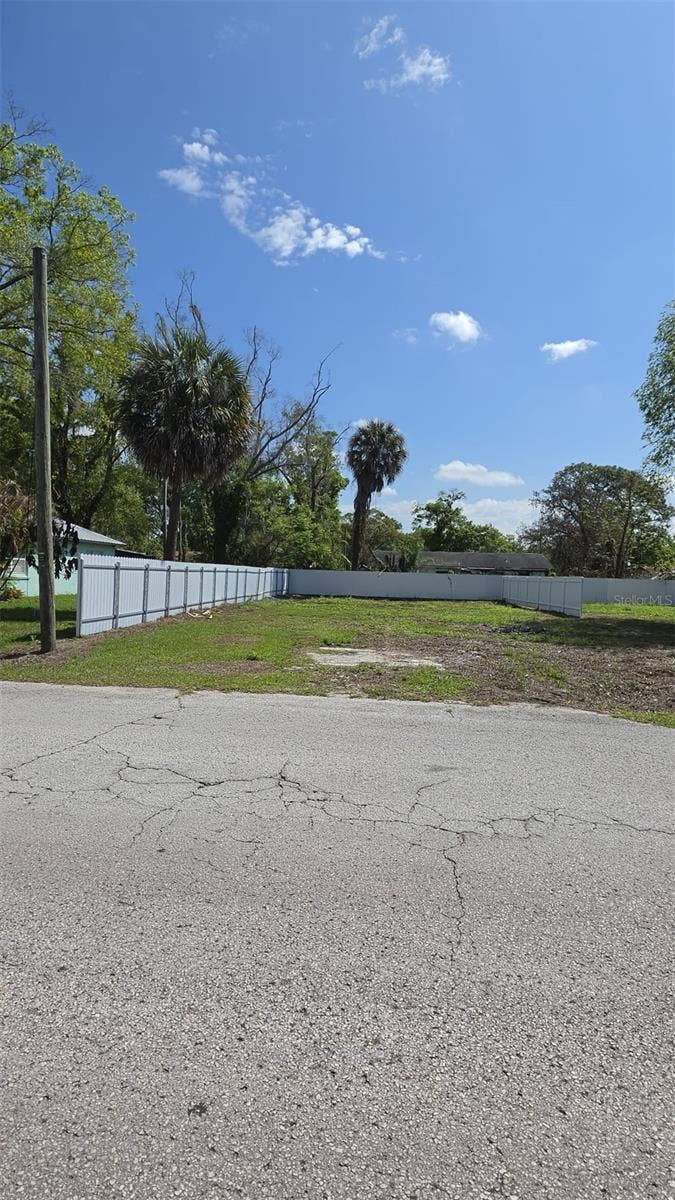 Property photo for 12505 FOUR OAKS ROAD, Tampa, FL