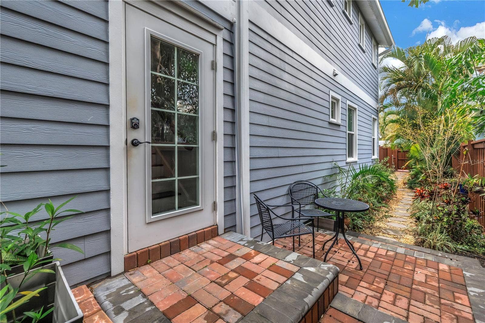 436 12TH AVENUE NE, St Petersburg, FL 33701 436 12TH AVENUE NE, St Petersburg, FL 33701