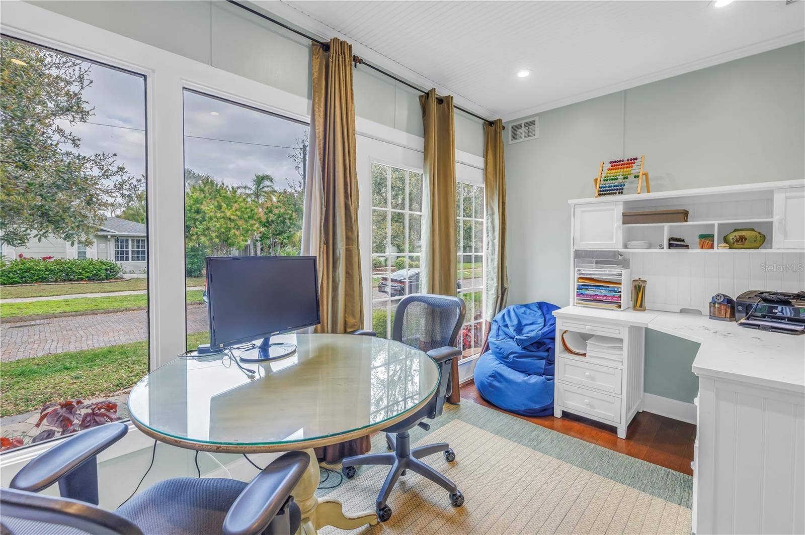 436 12TH AVENUE NE, St Petersburg, FL 33701 436 12TH AVENUE NE, St Petersburg, FL 33701