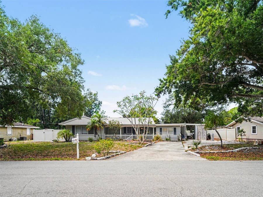 Property photo for 4304 MIDLAND ROAD, Sarasota, FL