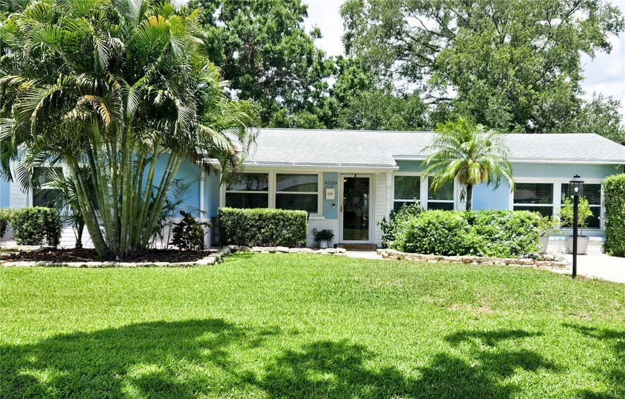 Property photo for 4039 ALBERCA WAY S, St Petersburg, FL