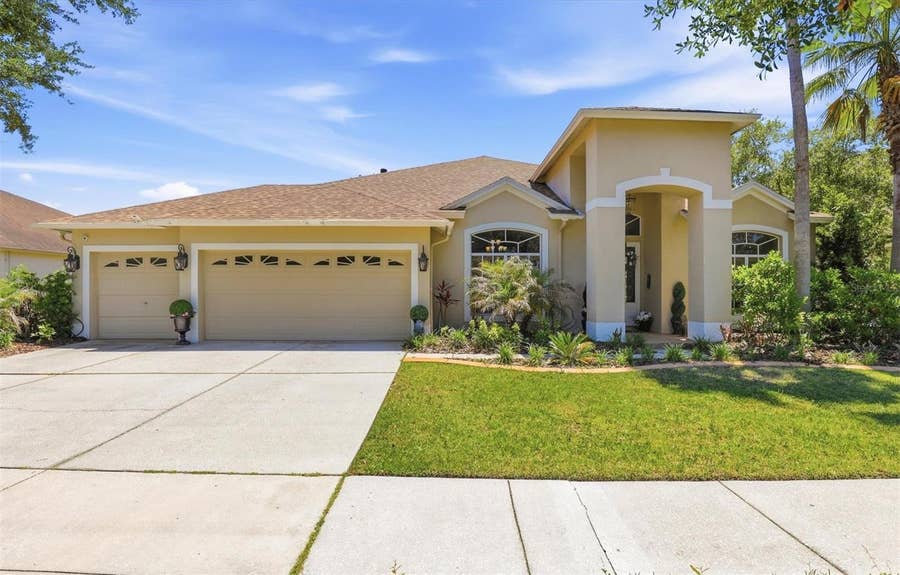 Property photo for 8331 GOLDEN PRAIRIE DRIVE, Tampa, FL