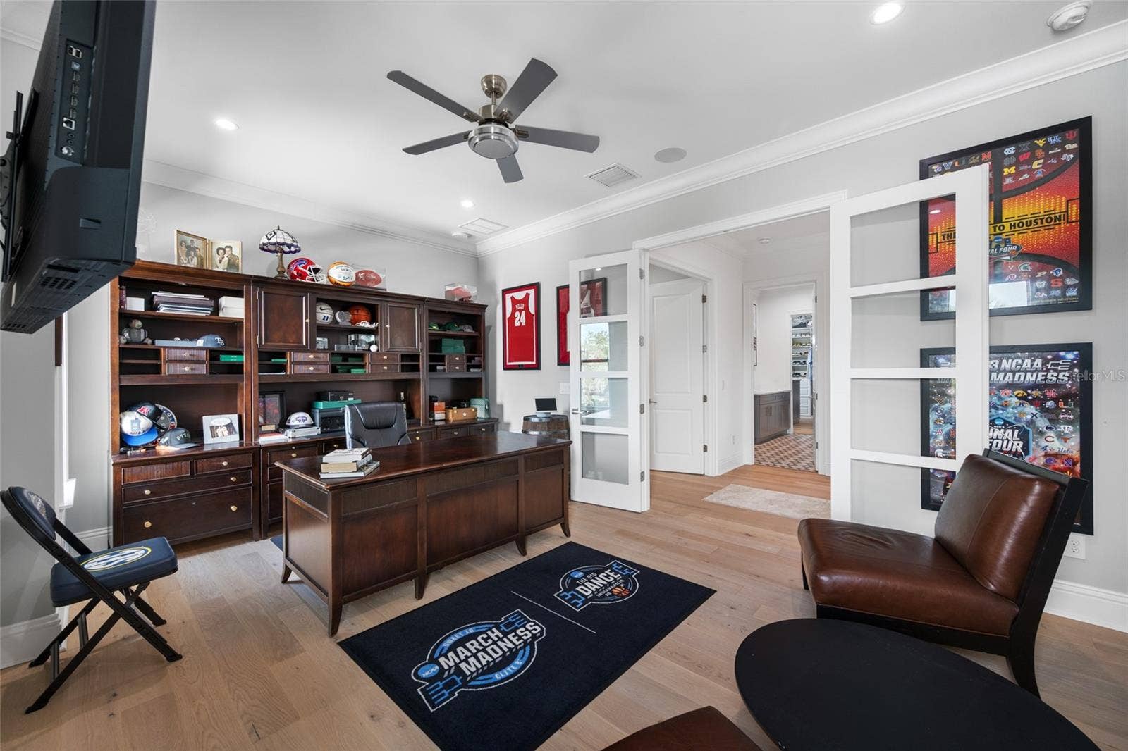 2623 S PARKVIEW STREET, Tampa, FL 33629 2623 S PARKVIEW STREET, Tampa, FL 33629