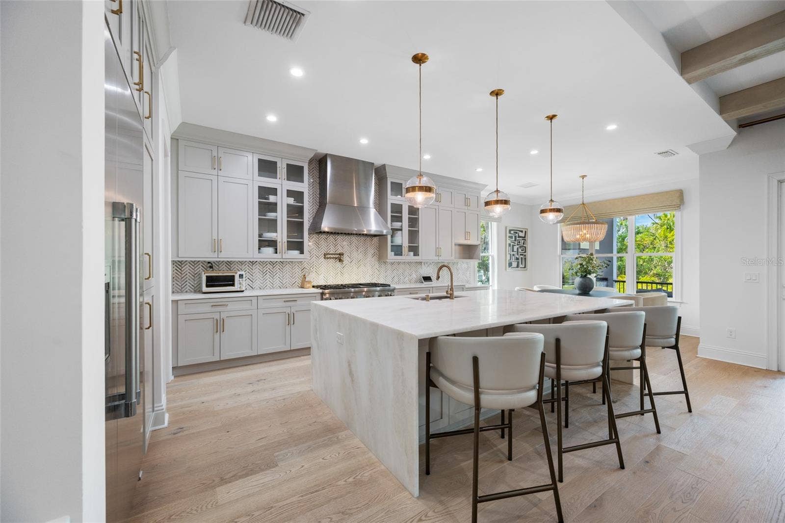 2623 S PARKVIEW STREET, Tampa, FL 33629 2623 S PARKVIEW STREET, Tampa, FL 33629