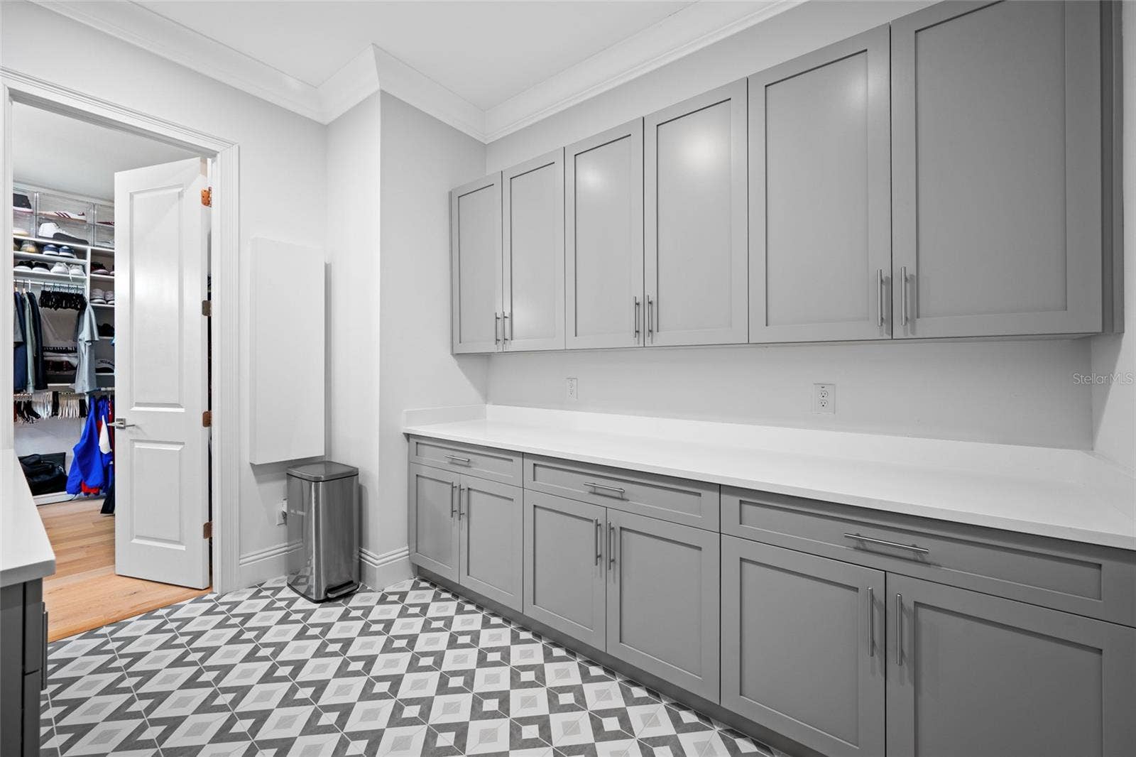 2623 S PARKVIEW STREET, Tampa, FL 33629 2623 S PARKVIEW STREET, Tampa, FL 33629