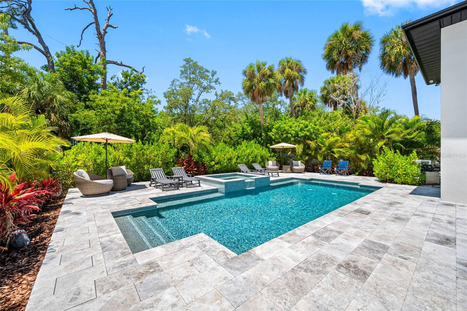 2623 S PARKVIEW STREET, Tampa, FL 33629 2623 S PARKVIEW STREET, Tampa, FL 33629