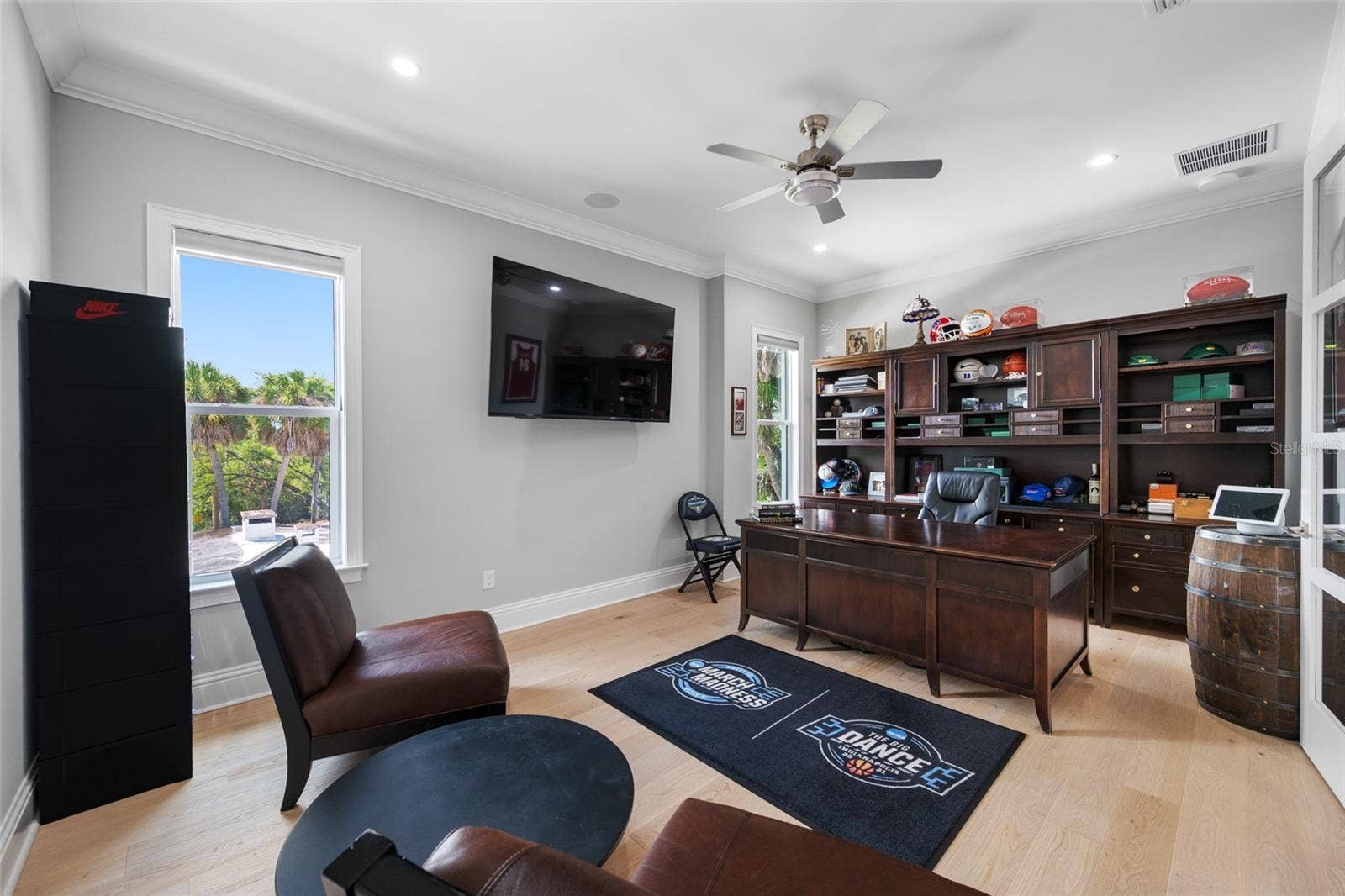 2623 S PARKVIEW STREET, Tampa, FL 33629 2623 S PARKVIEW STREET, Tampa, FL 33629
