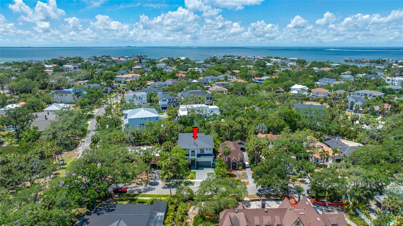 2623 S PARKVIEW STREET, Tampa, FL 33629 2623 S PARKVIEW STREET, Tampa, FL 33629