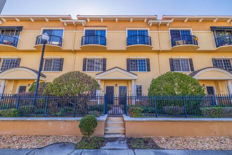 Property photo for 5252 W KENNEDY BOULEVARD, Tampa, FL