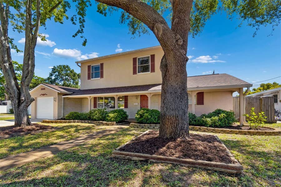 Property photo for 2863 60TH WAY N, St Petersburg, FL
